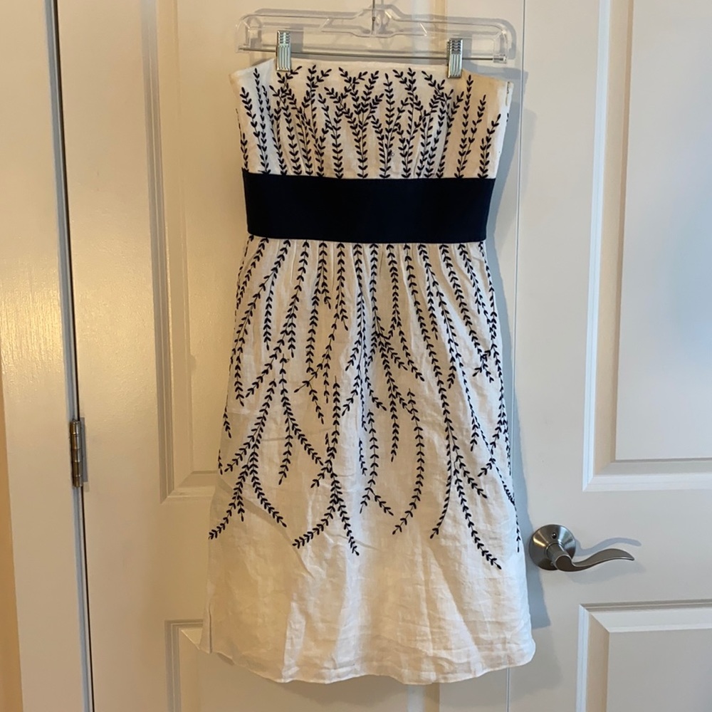 Ann Taylor embroidered linen dress